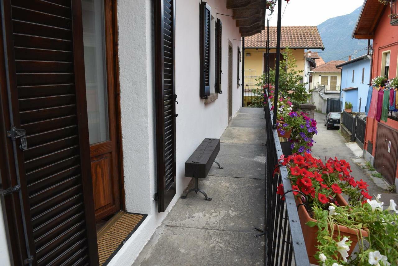 Le Quare Appartement Gravellona Toce Buitenkant foto