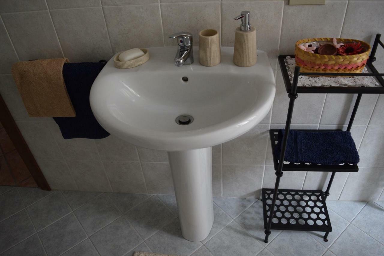 Le Quare Appartement Gravellona Toce Buitenkant foto
