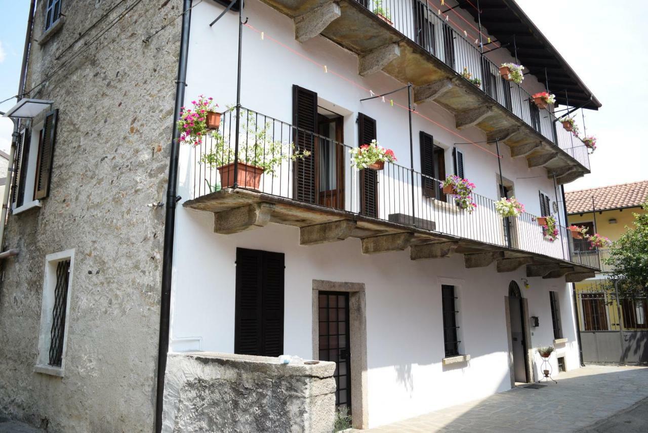 Le Quare Appartement Gravellona Toce Buitenkant foto
