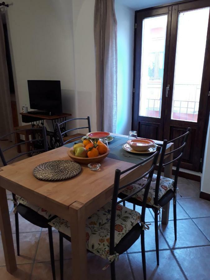 Le Quare Appartement Gravellona Toce Buitenkant foto